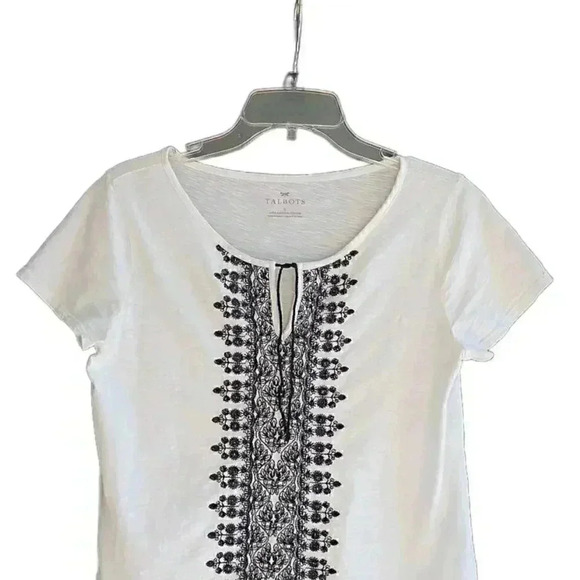 New Talbots White Knit Black Embroidered Keyhole Neckline Short Sleeve T-Shirt - Picture 2 of 6
